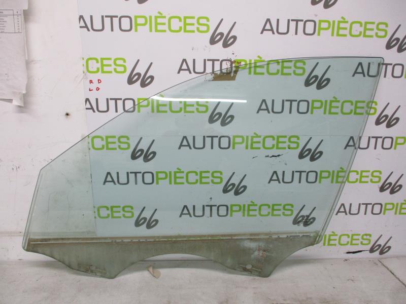 Vitre avant gauche BMW SERIE 3 E36 TOURING BREAK Diesel - 1