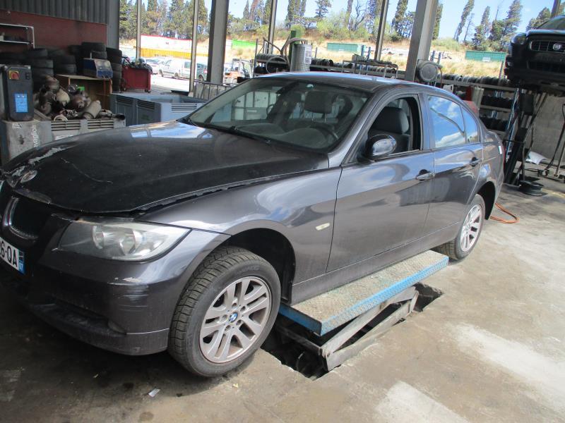 Feu arriere secondaire droit (feux) BMW SERIE 3 E90 PHASE 1 Diesel - 1