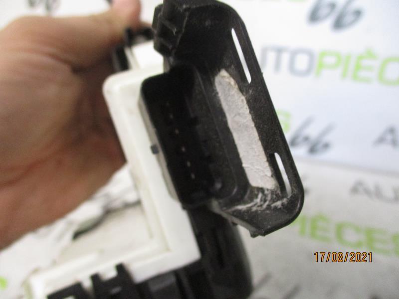 Chiusura centralizzata posteriore destra CITROEN C3 2 PHASE 1 Diésel - 1