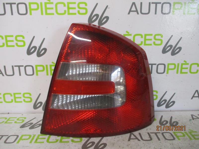 Fanale posteriore principale destro (luci) SKODA OCTAVIA 2 PHASE 1 Diésel - 1