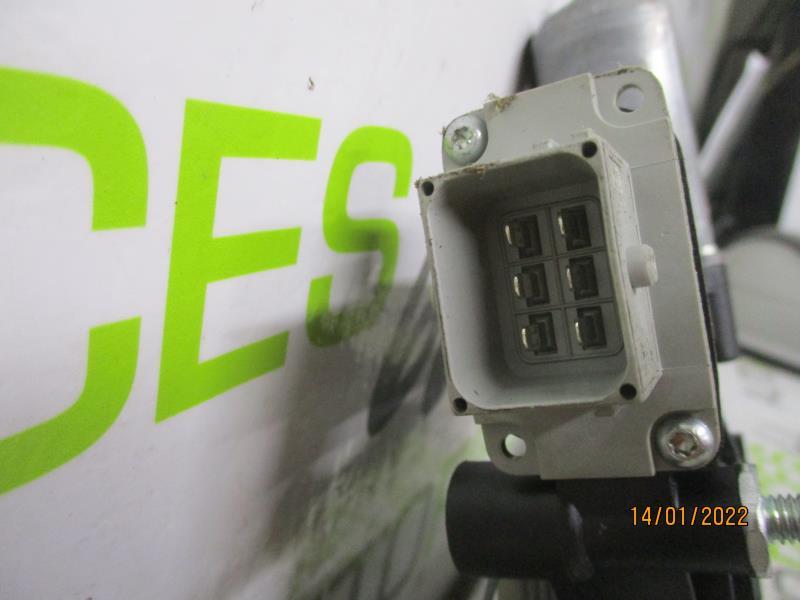 Leve vitre electrique avant droit OPEL COMBO D  - 1