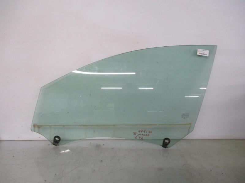Vitre avant gauche RENAULT MEGANE 4 PHASE 1 Diesel - 1