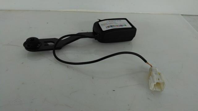 Aggancio cintura sicurezza anteriore destro PEUGEOT 207 PHASE 1 BREAK Diésel - 1
