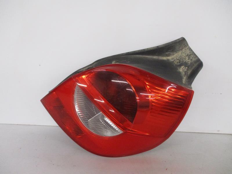 Fanale posteriore principale destro (luci) RENAULT CLIO 3 PHASE 1 Diésel - 1