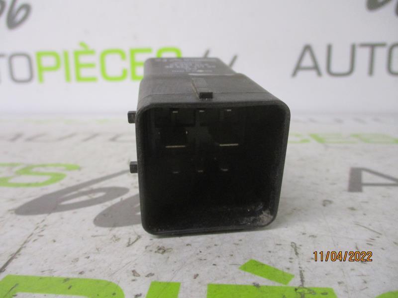 Boitier de prechauffage RENAULT MEGANE 2 PHASE 1 Diesel - 1