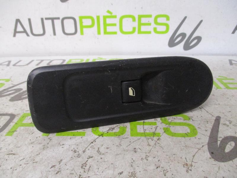 Interruttore lavacristalli anteriore destro PEUGEOT 308 1 SW PHASE 1 BREAK Diésel - 1