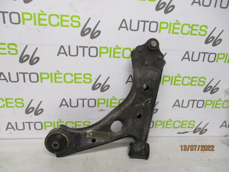 Triangle avant droit OPEL CORSA E Essence - 1