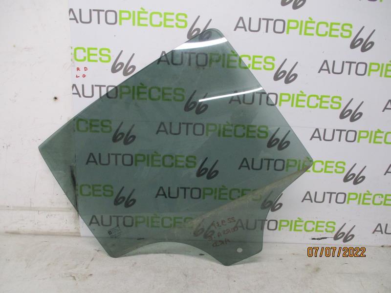 Vitre arriere droit OPEL CORSA E Essence - 1