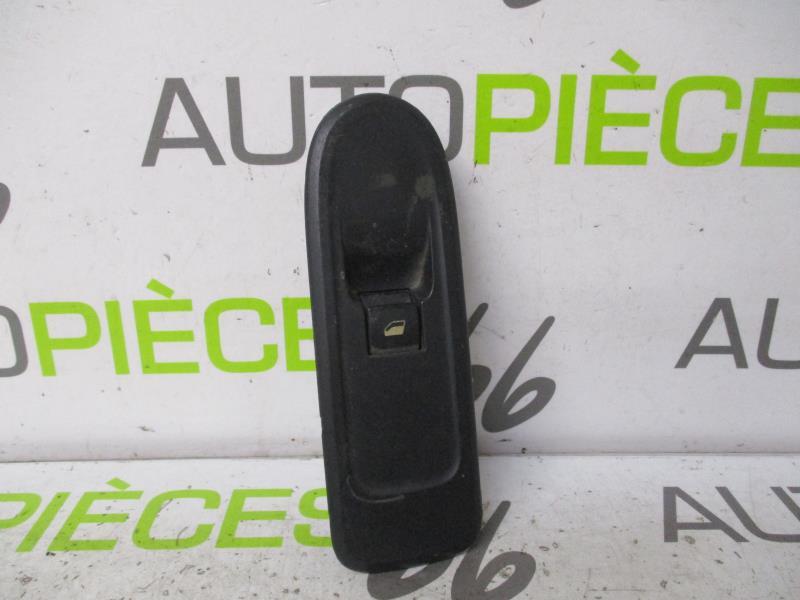 Interruttore lavacristalli anteriore destro PEUGEOT 308 1 PHASE 1 Diésel - 1