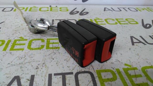 Aggancio cintura sicurezza posteriore sinistro VOLKSWAGEN GOLF 6 Gasolina - 1