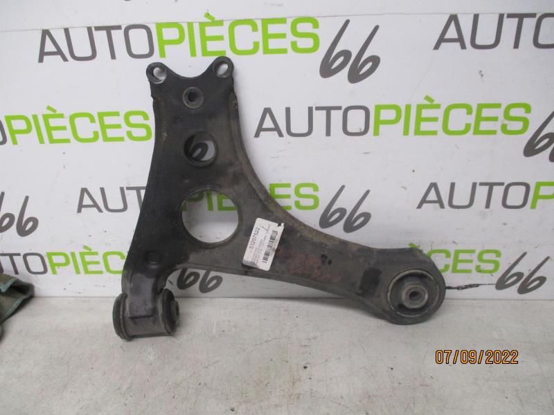 Triangle avant droit MERCEDES VANEO 414 Diesel - 1