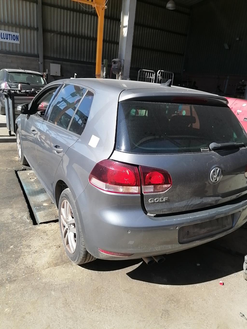 Vetro posteriore sinistro VOLKSWAGEN GOLF 6 Gasolina - 1
