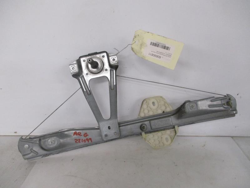 Alzacristalli manuale posteriore sinistro RENAULT CLIO 2 PHASE 1 Gasolina - 1