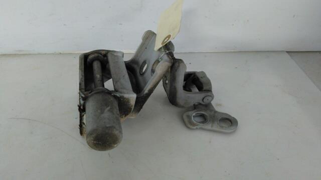 Arresto portiera anteriore sinistra RENAULT CLIO 3 PHASE 1 BREAK Diésel - 1
