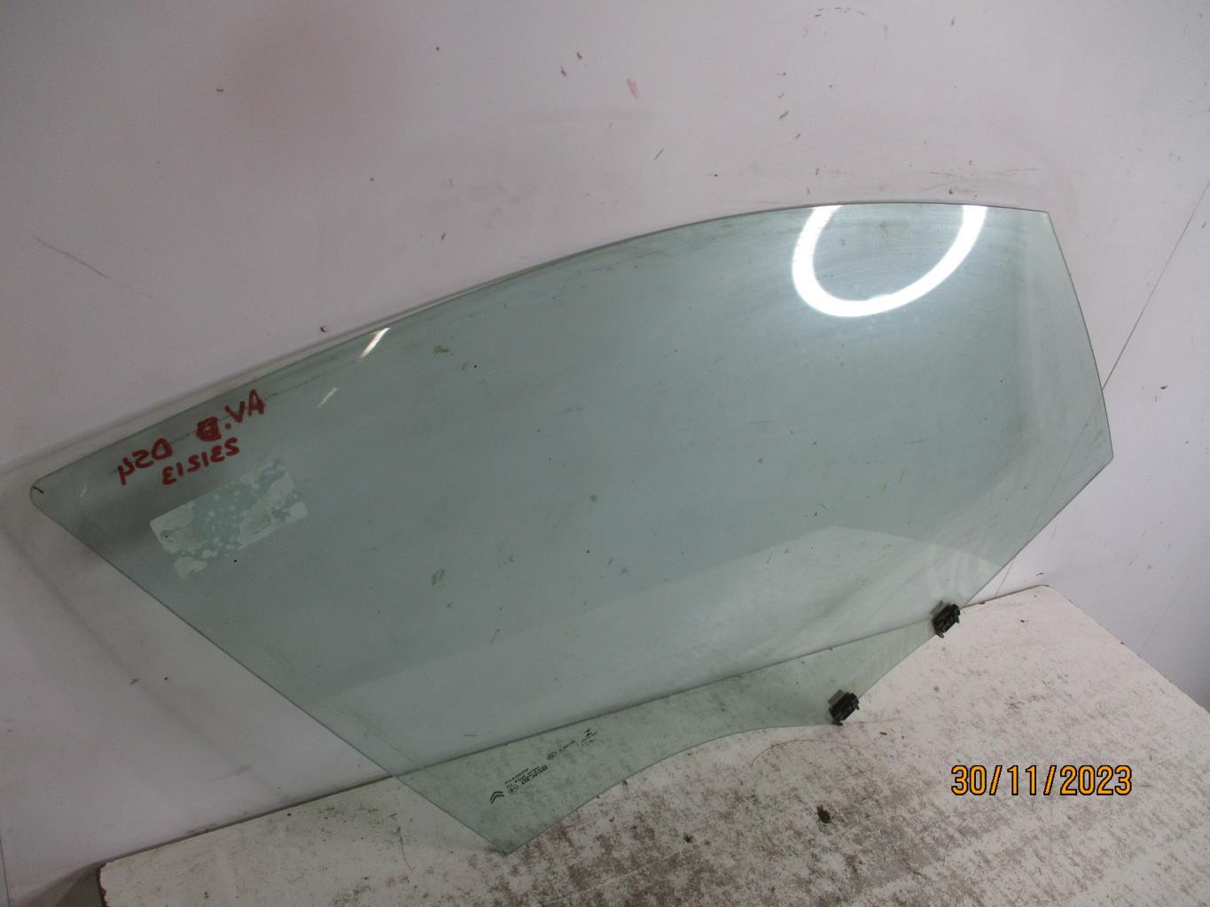 Vitre avant droit CITROEN DS4 PHASE 1  - 1