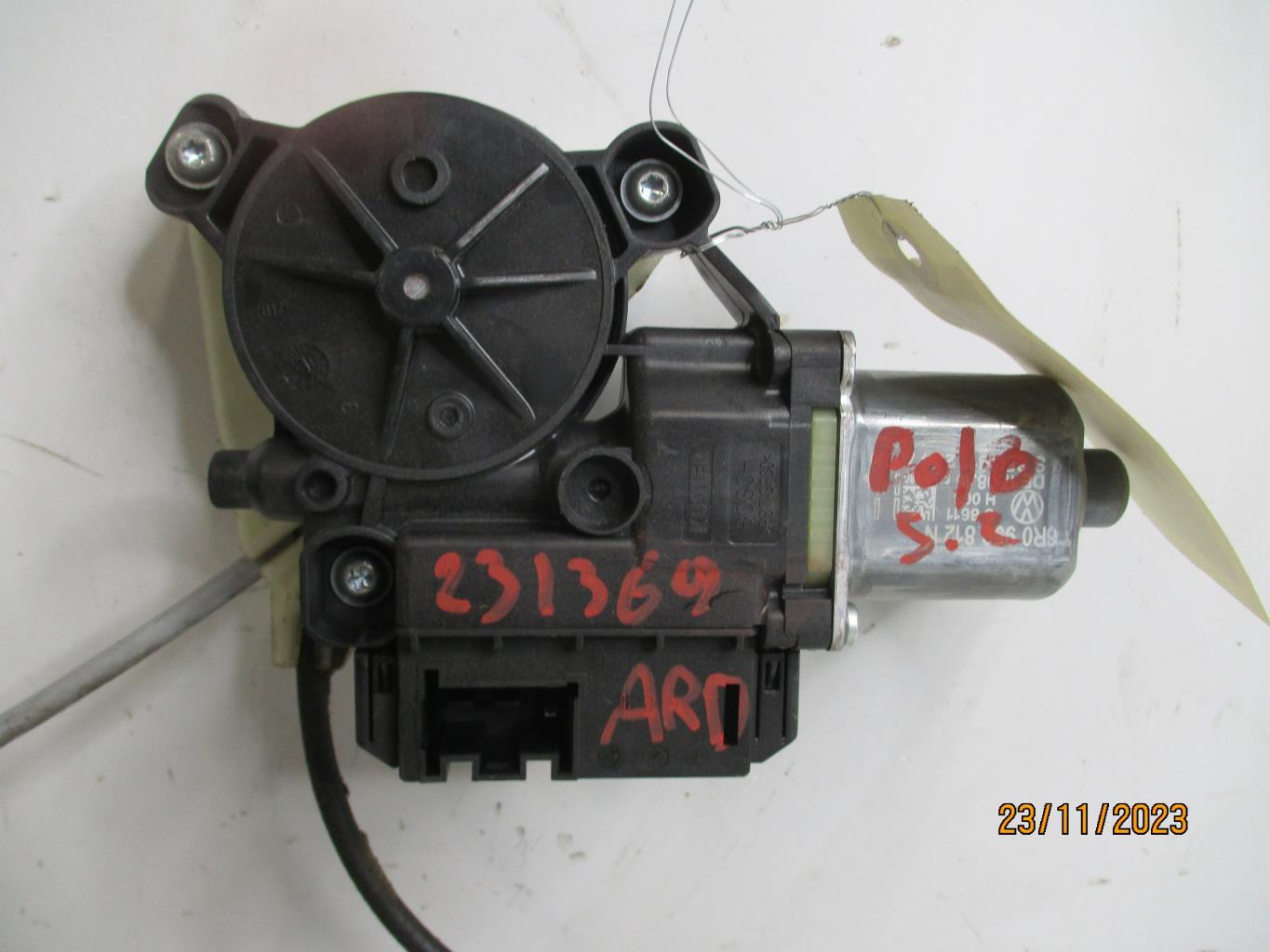 Alzacristalli elettrico posteriore destro VOLKSWAGEN POLO 5 PHASE 2 Diésel - 1