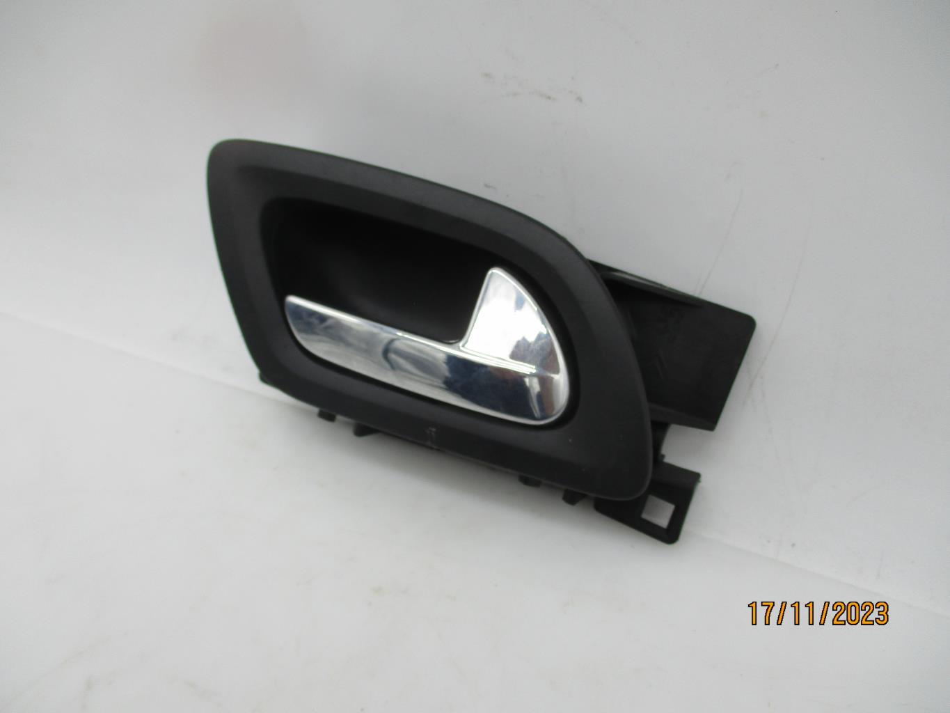 Maniglia interna posteriore destra PEUGEOT 308 1 PHASE 1 Diésel - 1