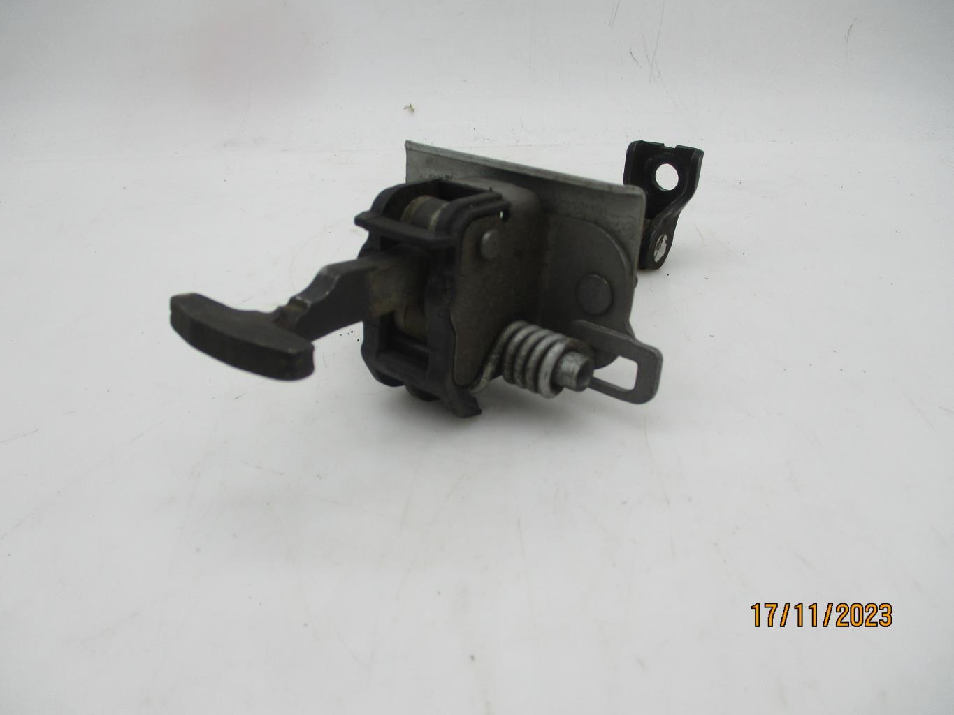 Arresto portiera posteriore destra PEUGEOT 308 1 PHASE 1 Diésel - 1