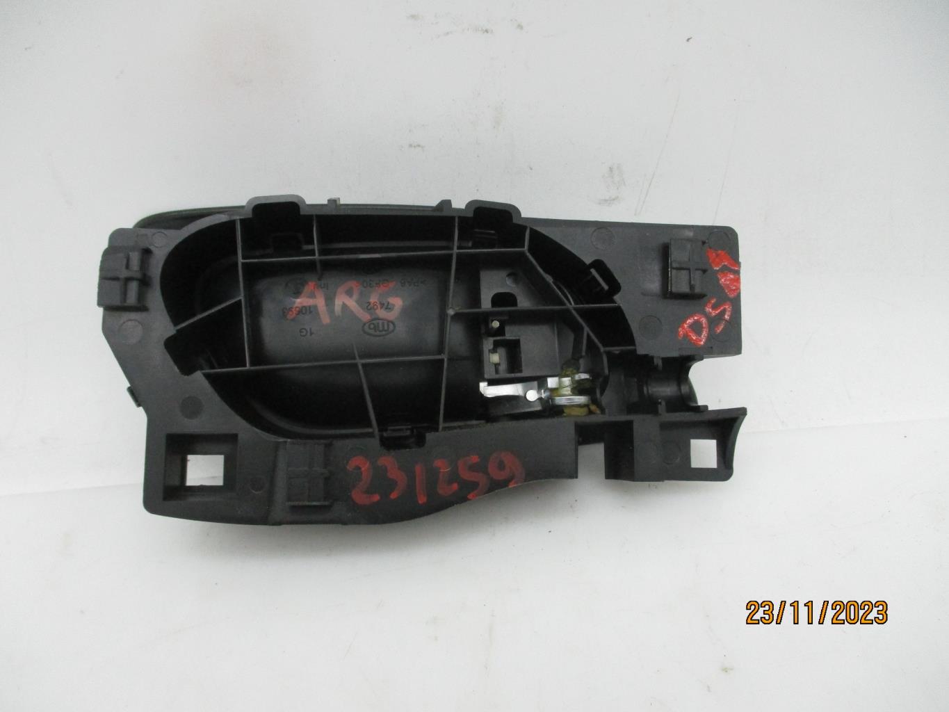 Maniglia interna posteriore sinistra CITROEN DS4 PHASE 1 Diésel - 1