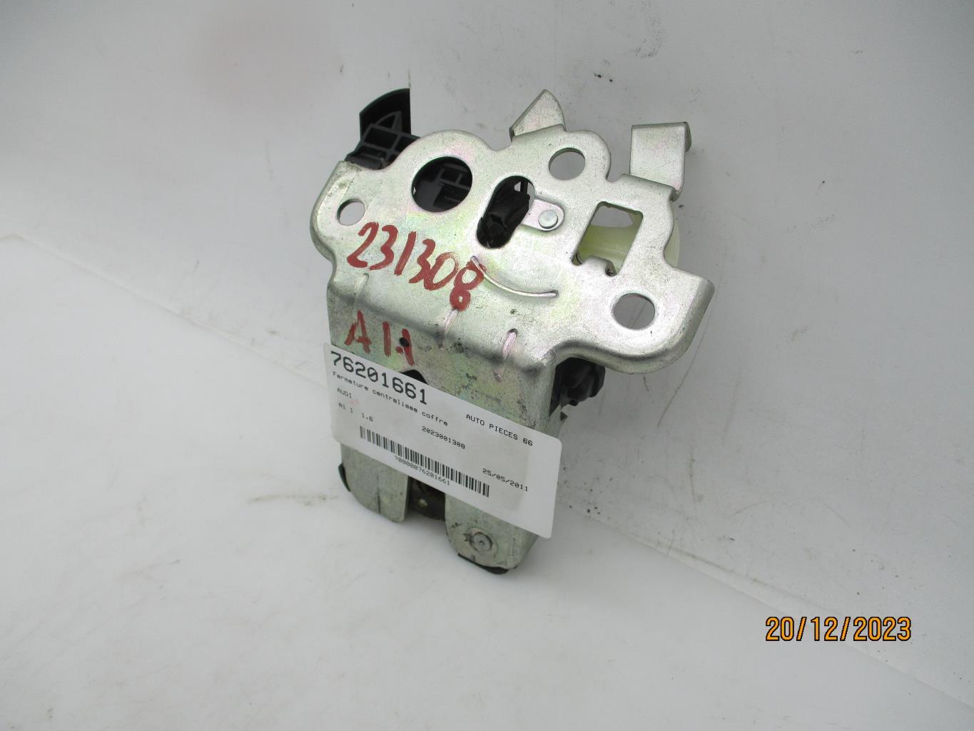 Fermeture centralisee coffre AUDI A1 1 PHASE 1 Diesel - 1