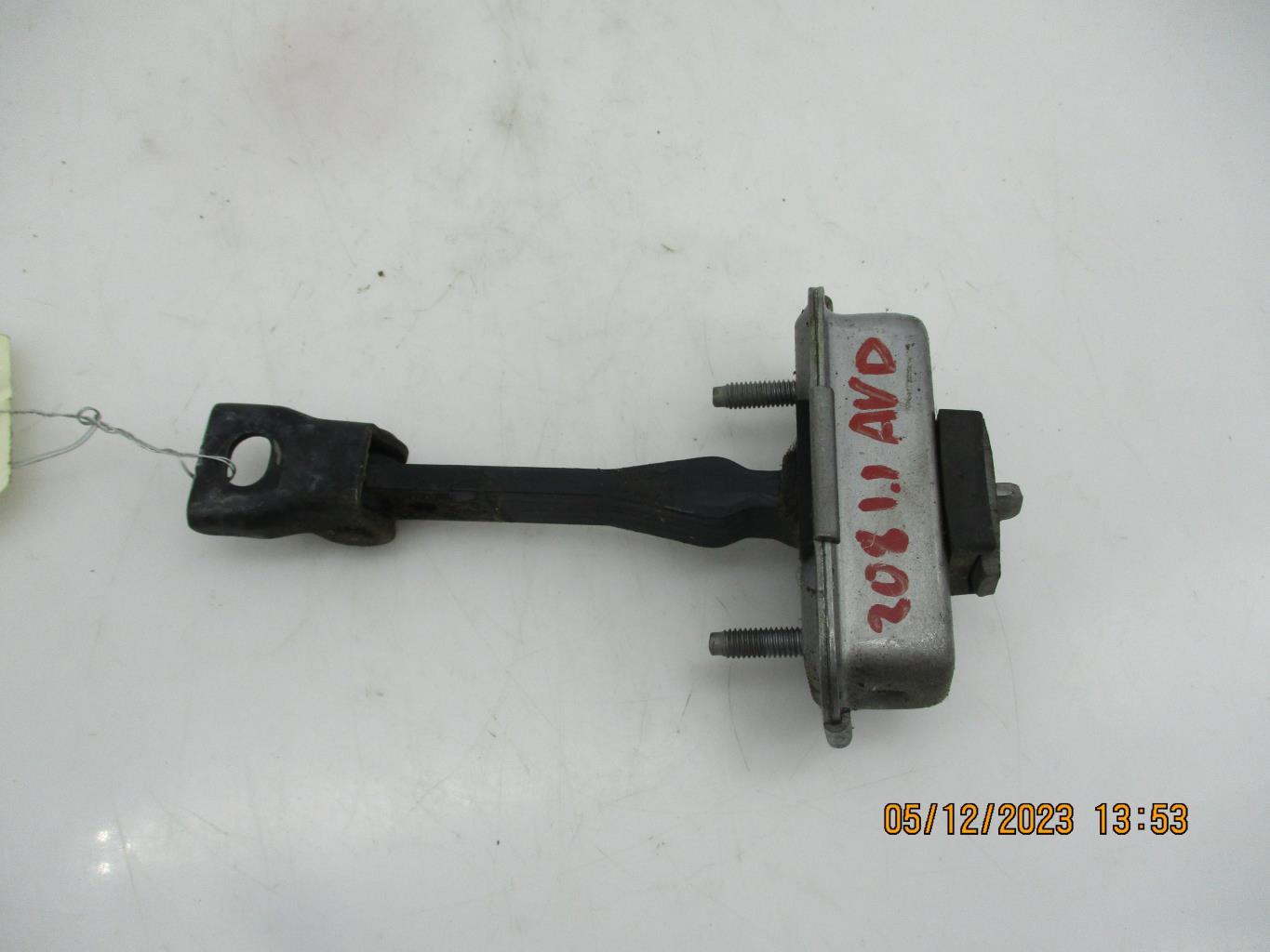 Arresto portiera anteriore destra PEUGEOT 208 1 PHASE 1 Diésel - 1