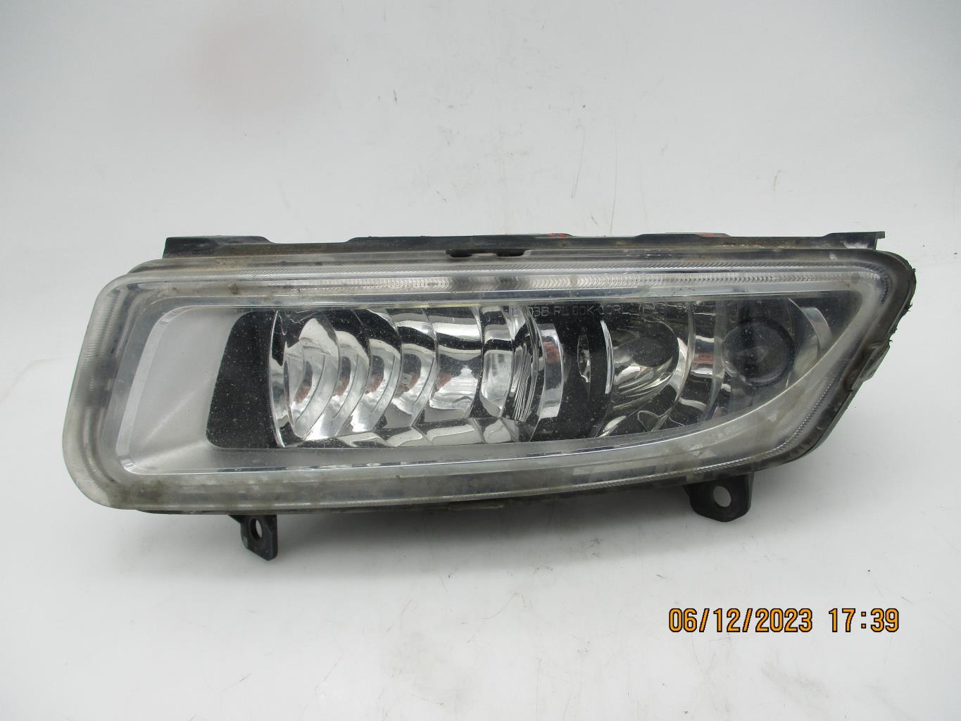 Fendinebbia sinistro (luce) VOLKSWAGEN POLO 5 PHASE 1 Diésel - 1