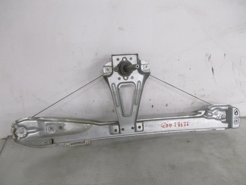 Alzacristalli manuale posteriore destro RENAULT CLIO 3 PHASE 1 Diésel - 1