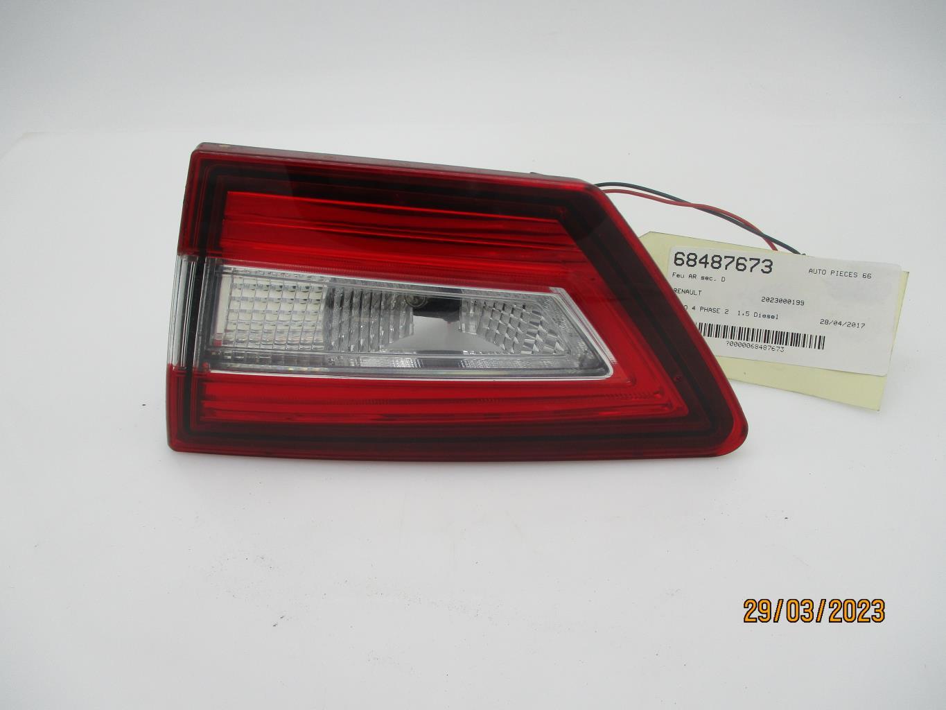 Feu arriere secondaire droit (feux) RENAULT CLIO 4 PHASE 2 Diesel - 1