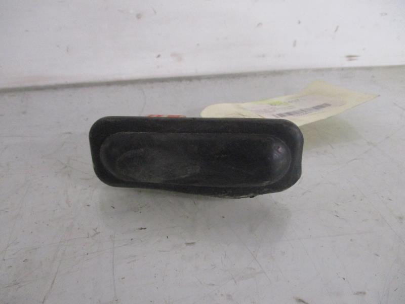 Bouton de coffre CITROEN C3 2 PHASE 1 Diesel - 1