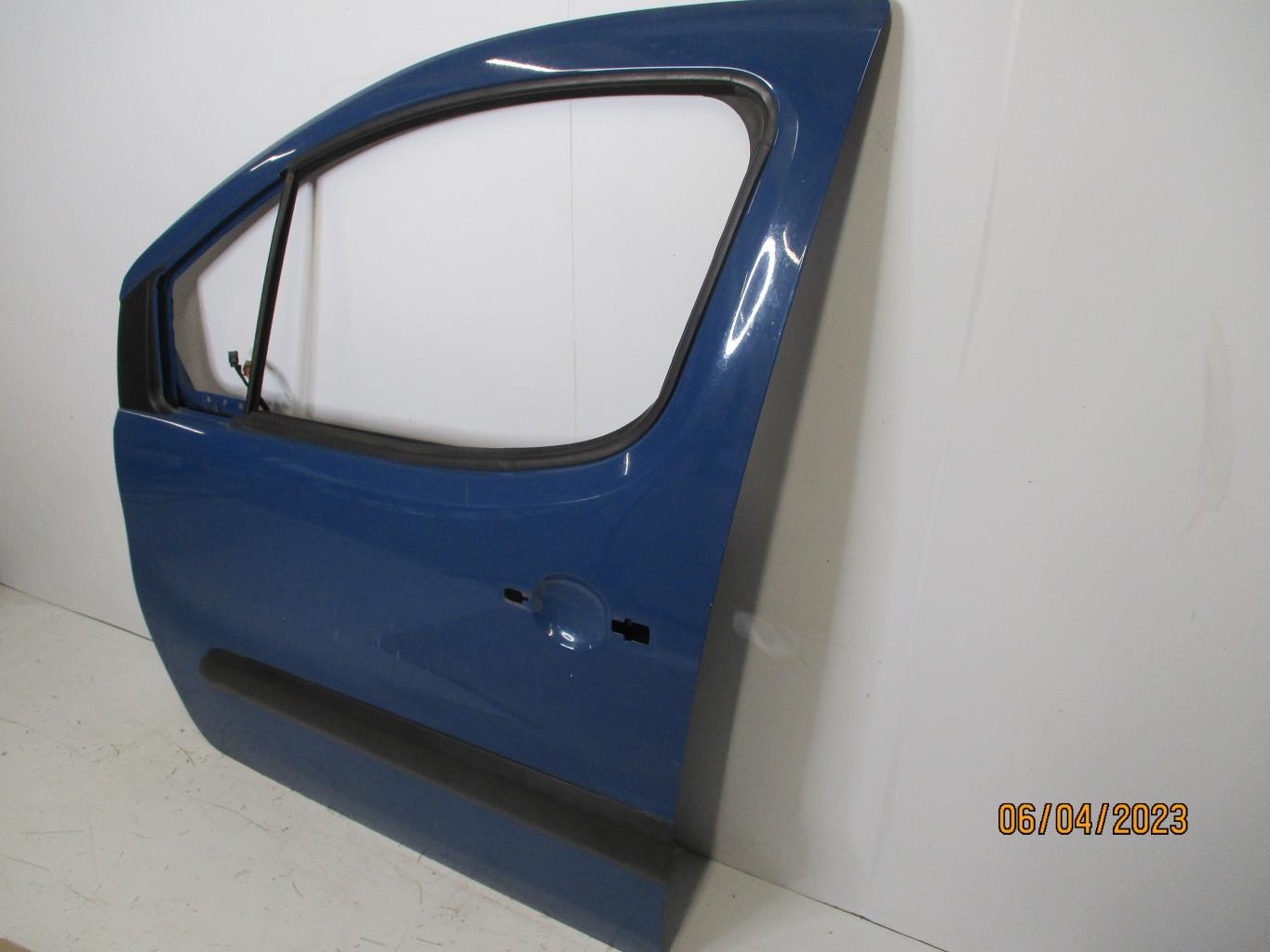 Portiera anteriore sinistra PEUGEOT PARTNER 2 PHASE 2 Diésel - 1