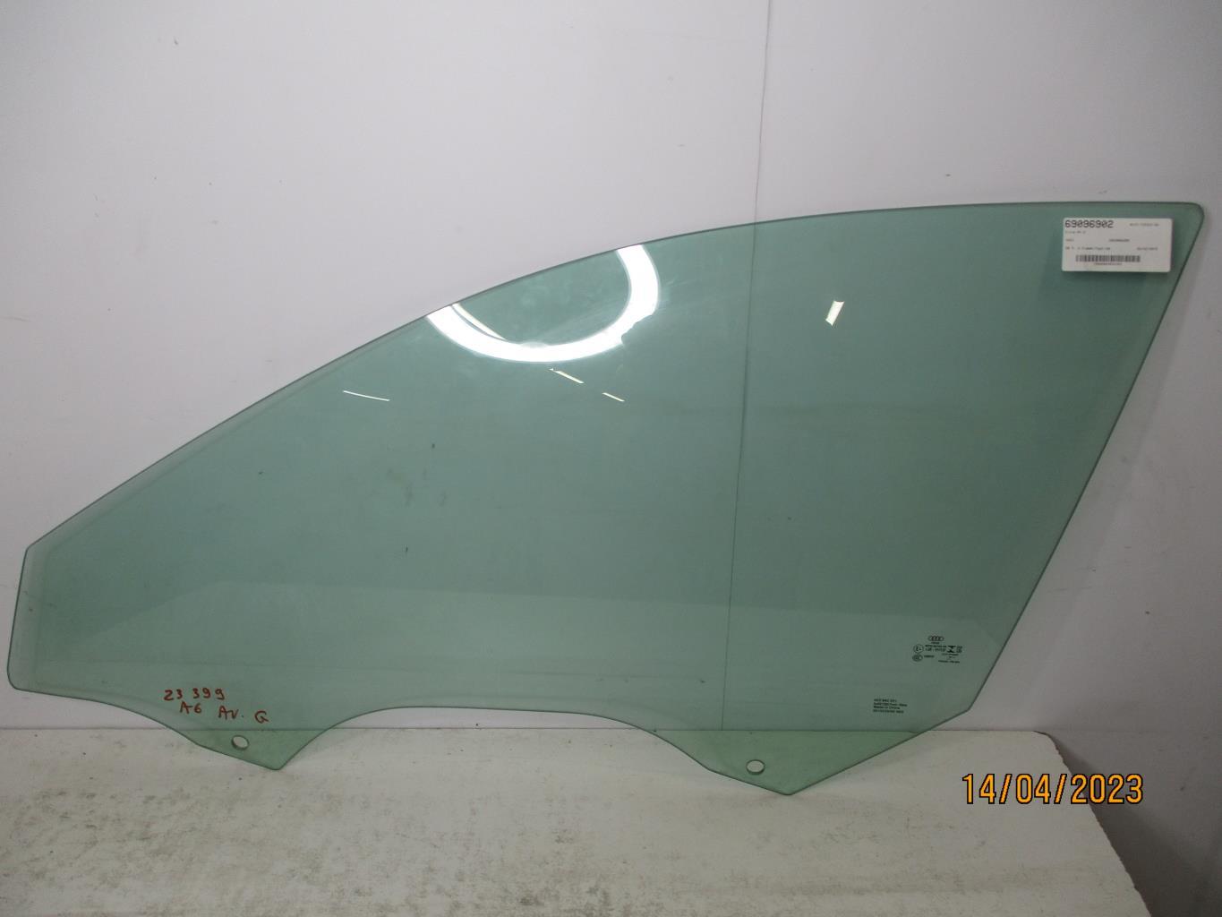 Vitre avant gauche AUDI A6 5 Diesel/Hybride - 1