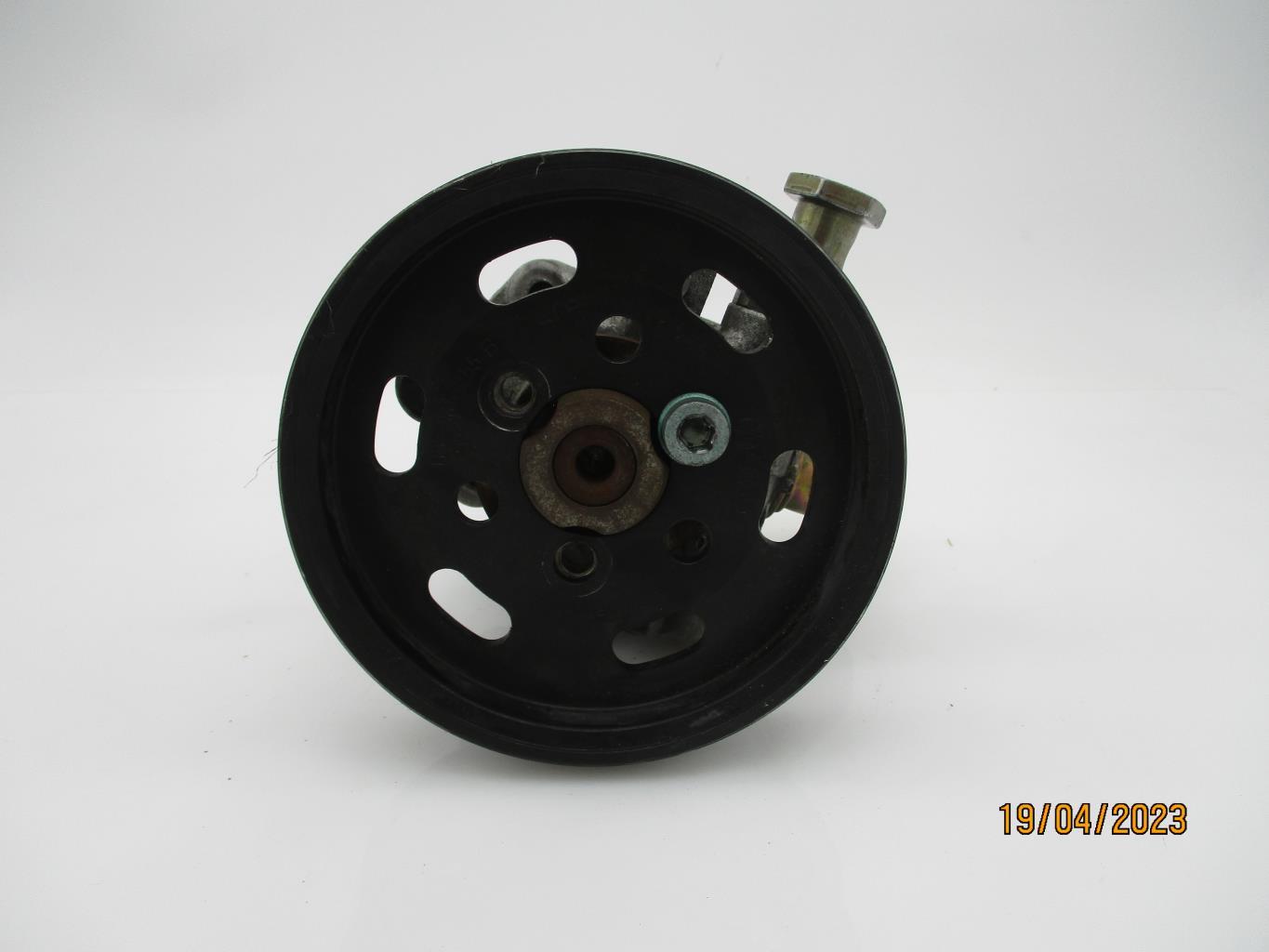 Pompe de direction VOLKSWAGEN GOLF 4 Diesel - 1