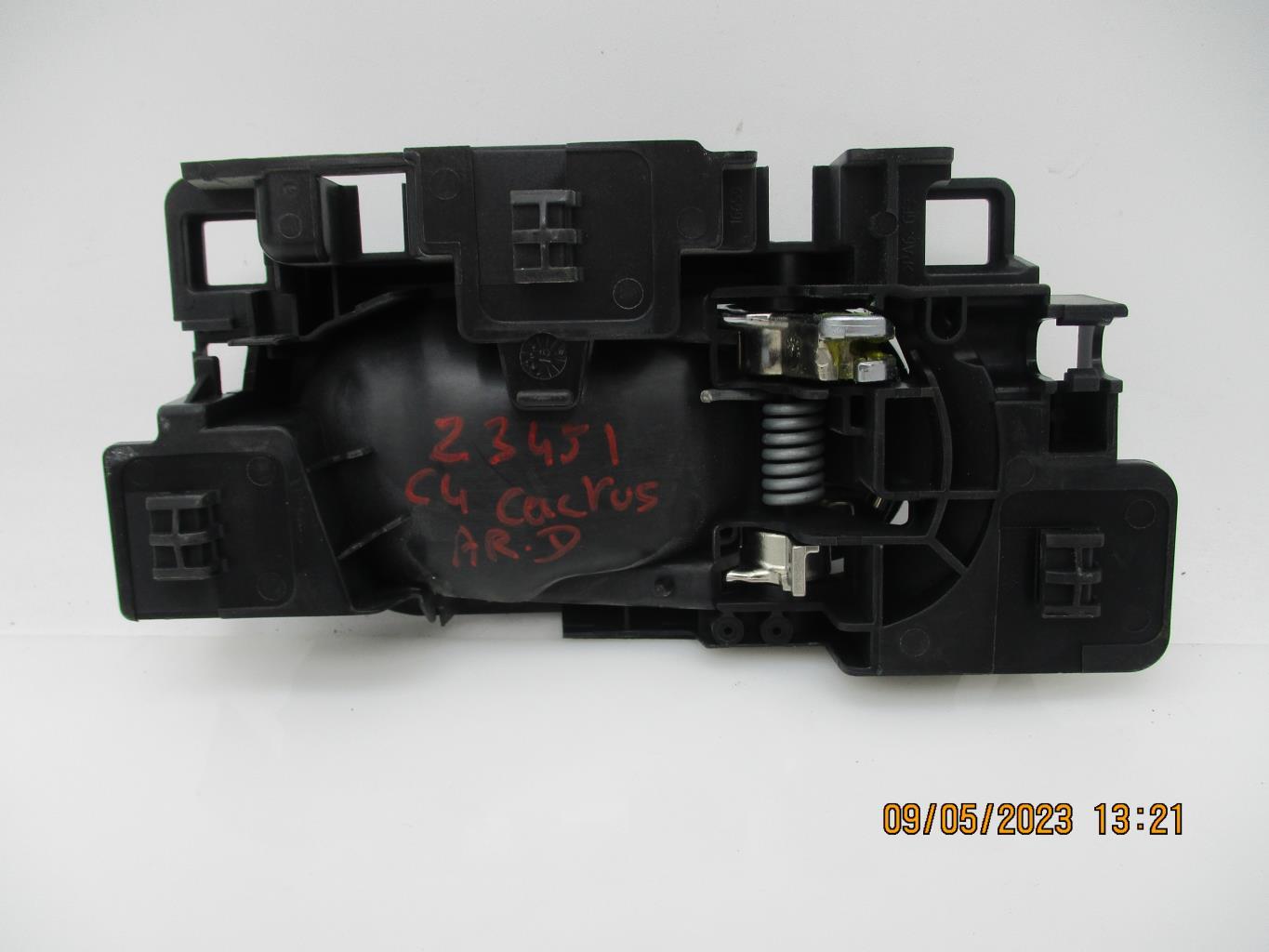 Maniglia interna posteriore destra CITROEN C4 CACTUS Diésel - 1