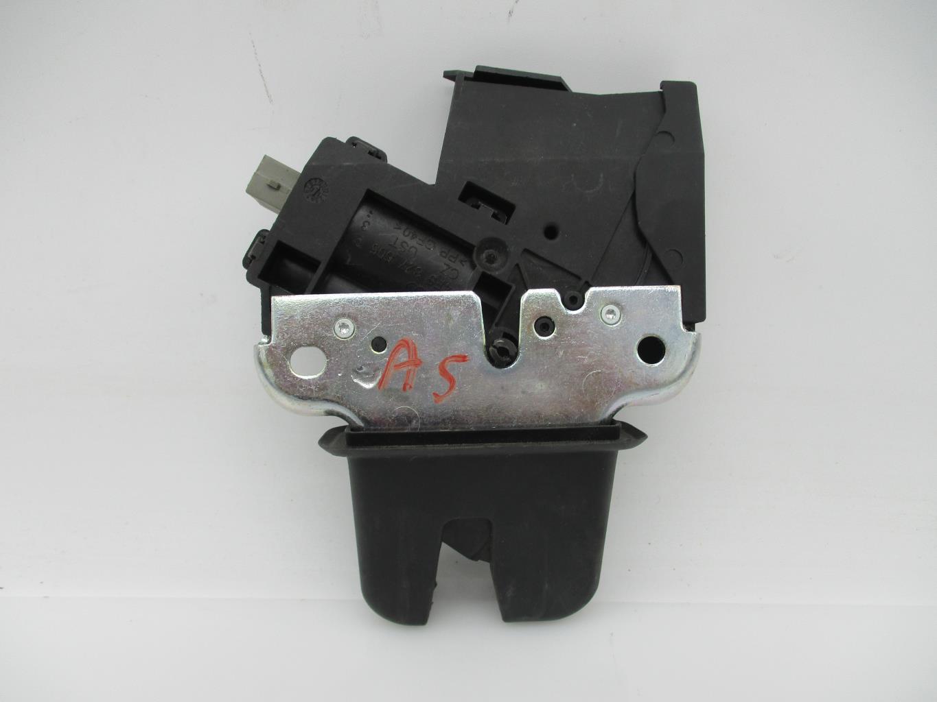 Fermeture centralisee coffre AUDI A5 1 COUPE PHASE 2 Diesel - 1