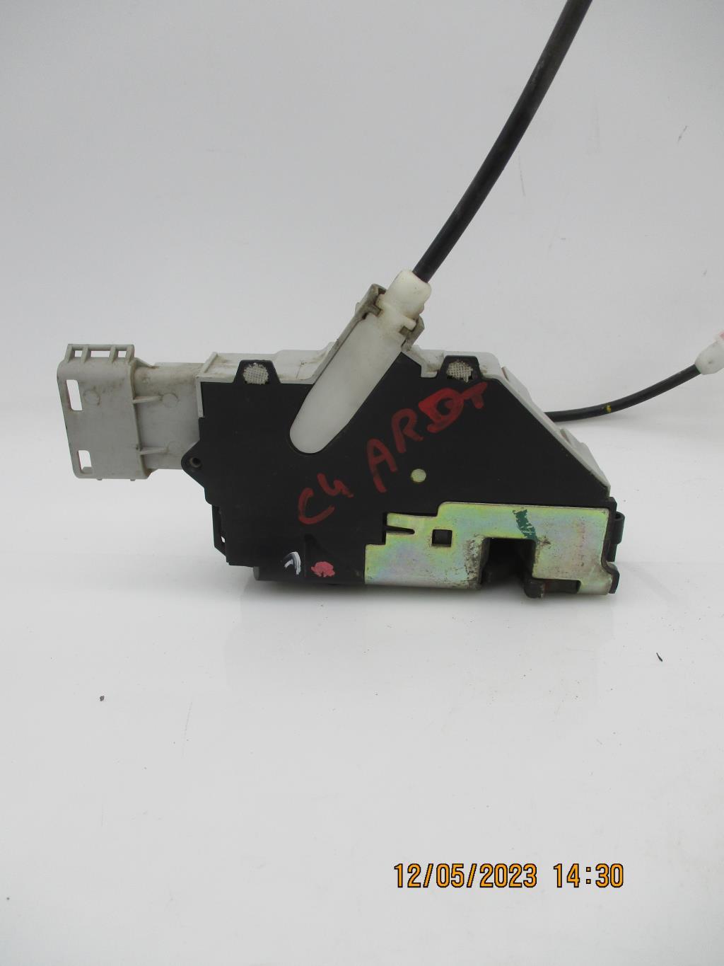 Chiusura centralizzata posteriore destra CITROEN C4 1 PHASE 1 Diésel - 1