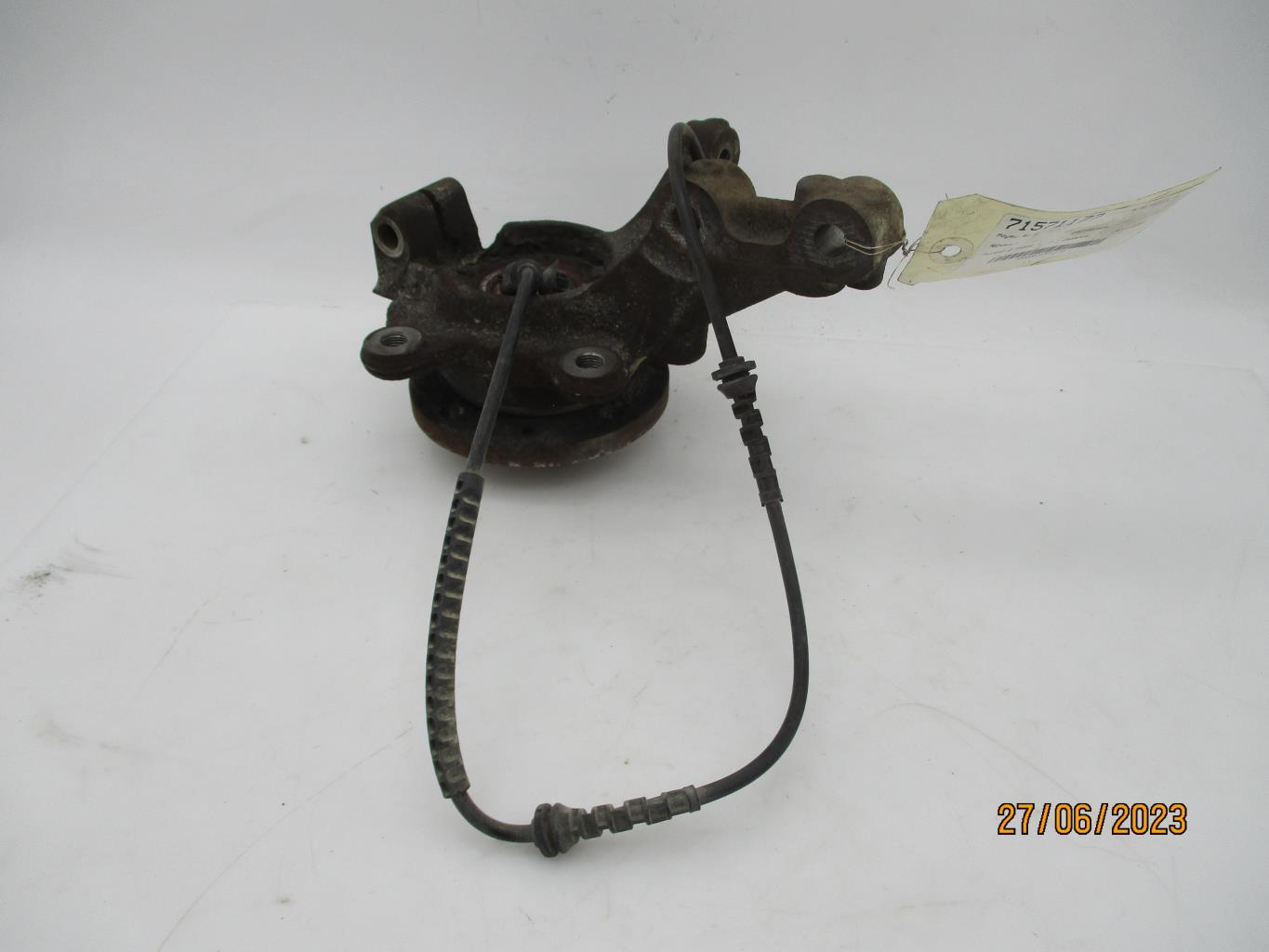 Moyeu avant gauche RENAULT TWINGO 2 PHASE 1 Essence - 1