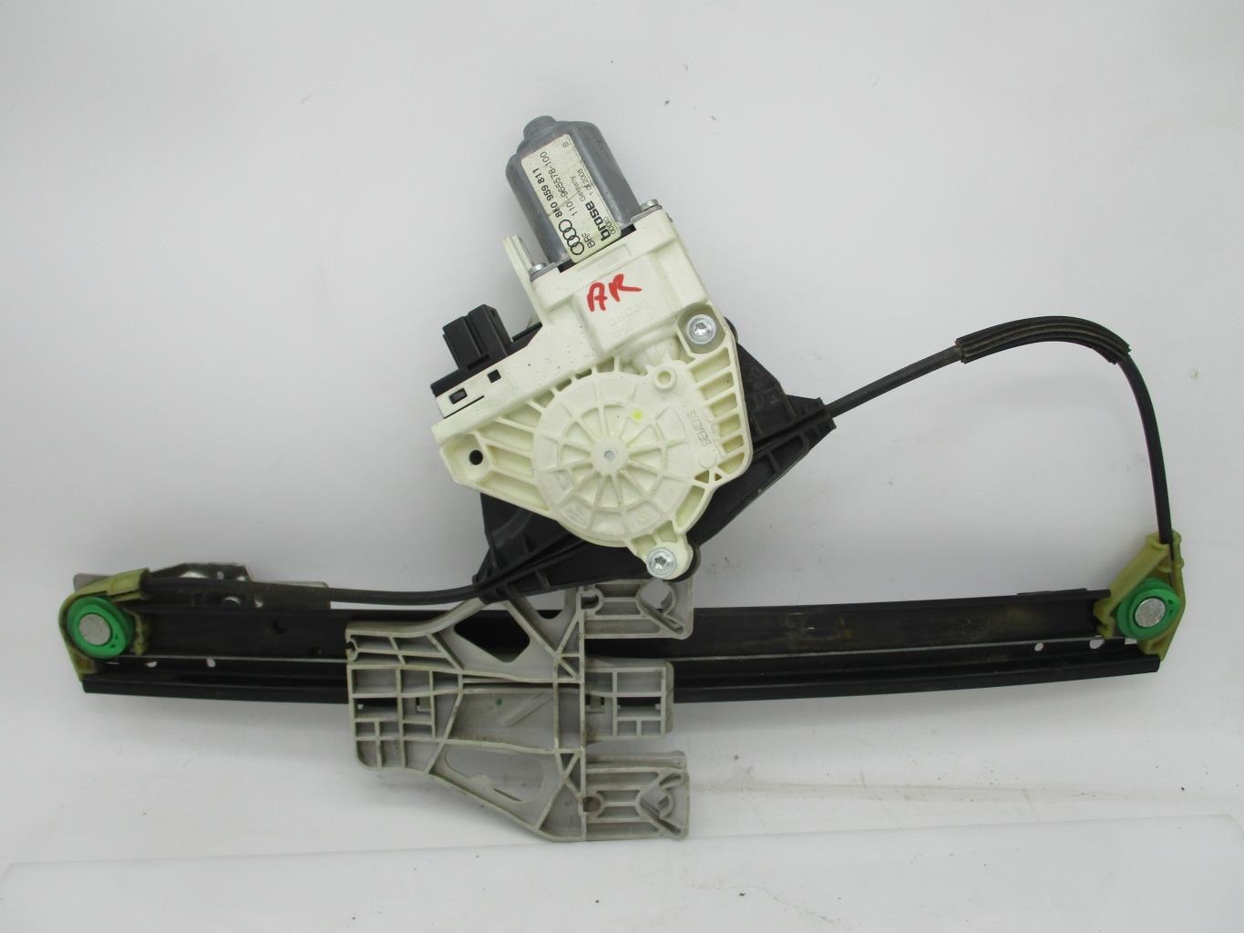 Alzacristalli elettrico posteriore sinistro AUDI A4 3 PHASE 1 Diésel - 1