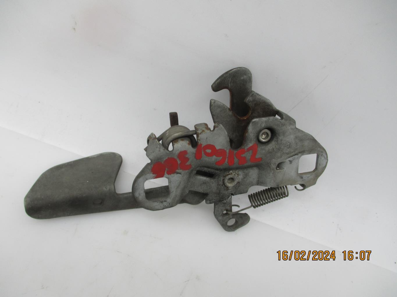 Chiusura non centralizzata posteriore destra PEUGEOT 306 BREAK Diésel - 1