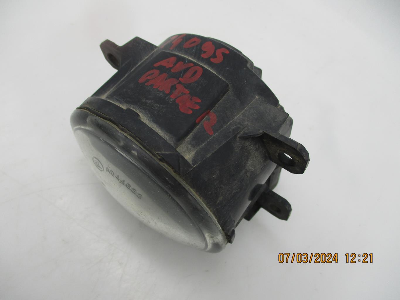 Fendinebbia destro (luci) PEUGEOT PARTNER 2 PHASE 1 Diésel - 1