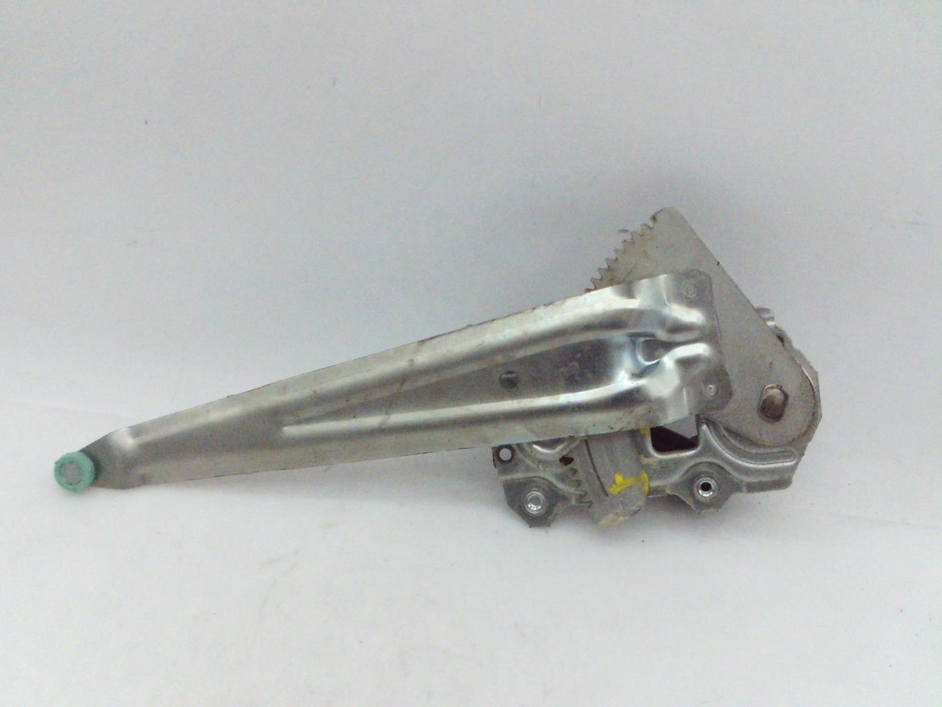 Alzacristalli manuale posteriore sinistro SUZUKI SWIFT 5 Gasolina/Híbrido - 1