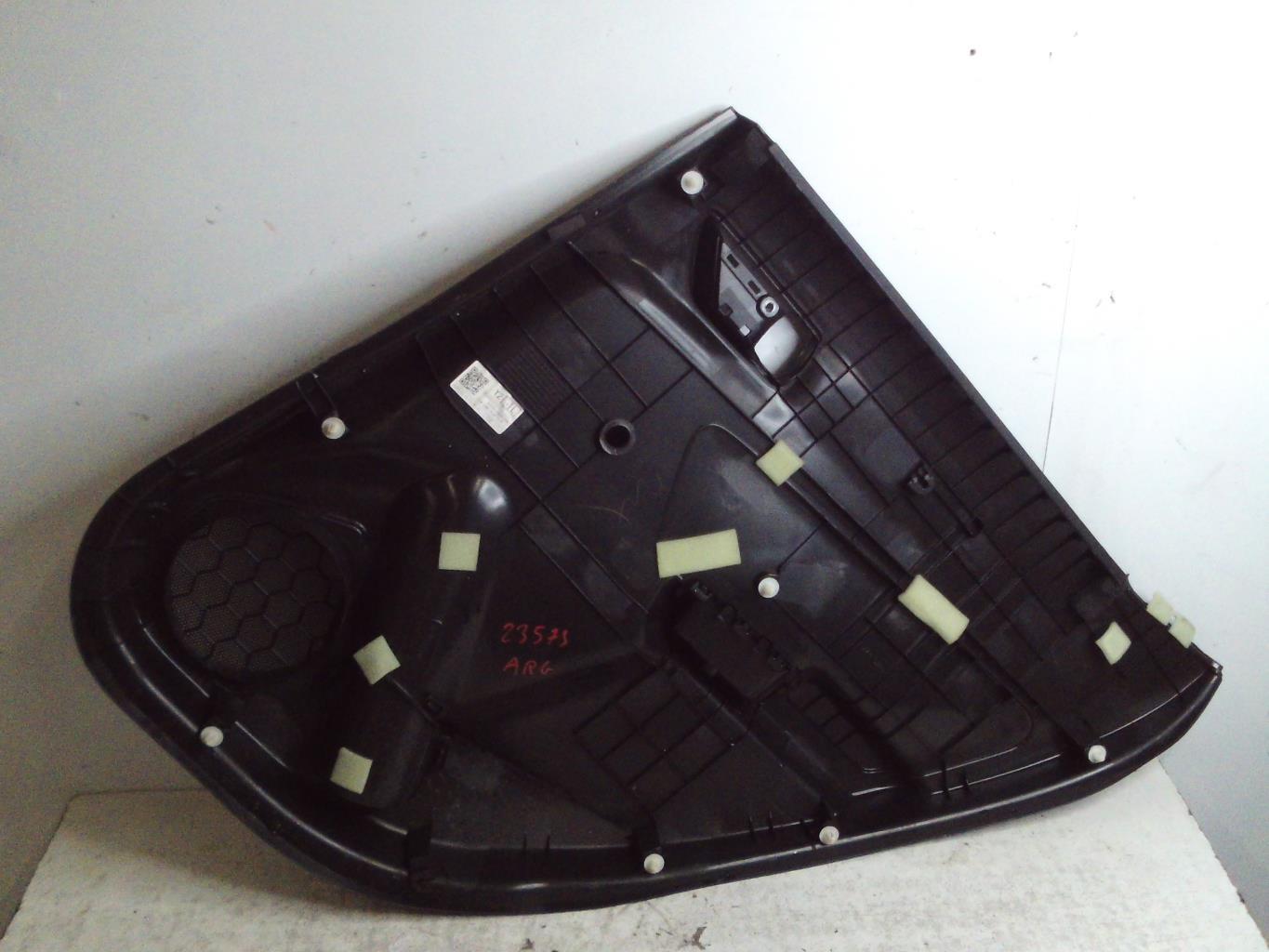 Pannello portiera posteriore sinistro SUZUKI SWIFT 5 Gasolina/Híbrido - 1