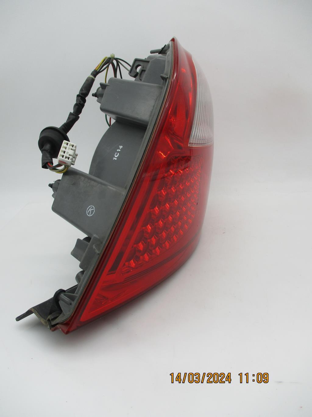 Fanale posteriore principale sinistro (luci) KIA CEE-D 1 PHASE 2 Diésel - 1