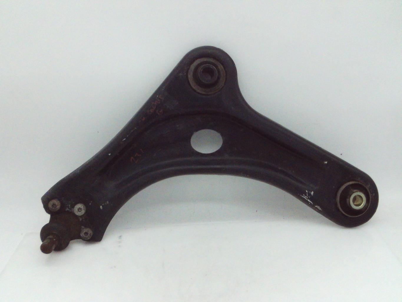 Triangle avant gauche CITROEN C4 CACTUS Diesel - 1