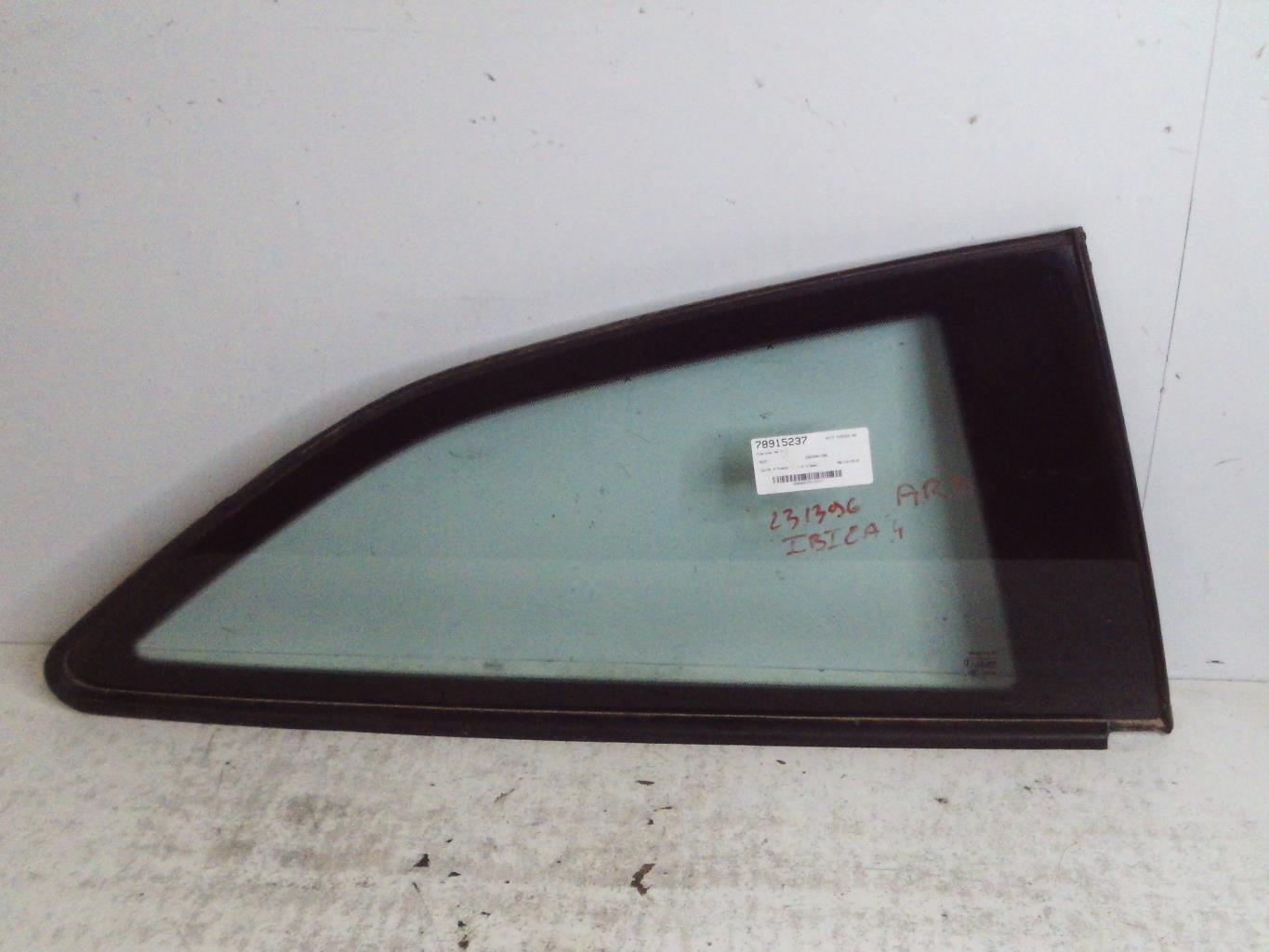 Vetro laterale fisso posteriore destro SEAT IBIZA 4 PHASE 1 Diésel - 1
