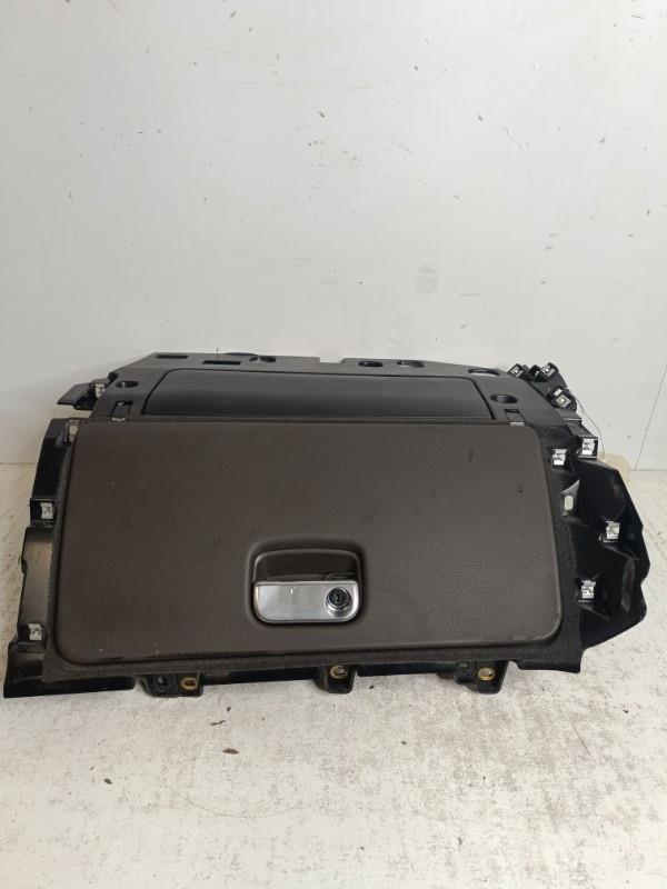 Boite a gants PORSCHE MACAN PHASE 1 Diesel - 1