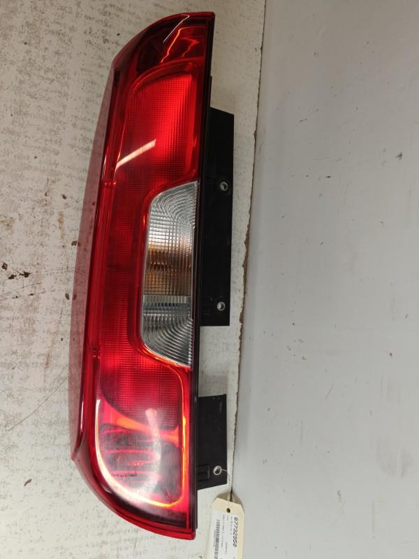 Fanale posteriore principale sinistro (luci) FIAT DOBLO 2 PHASE 2 Diésel - 1