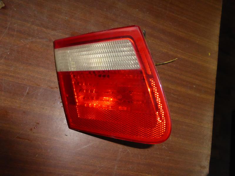 Feu arriere secondaire gauche (feux) BMW SERIE 3 E46 TOURING PHASE 1 BREAK Diesel - 1