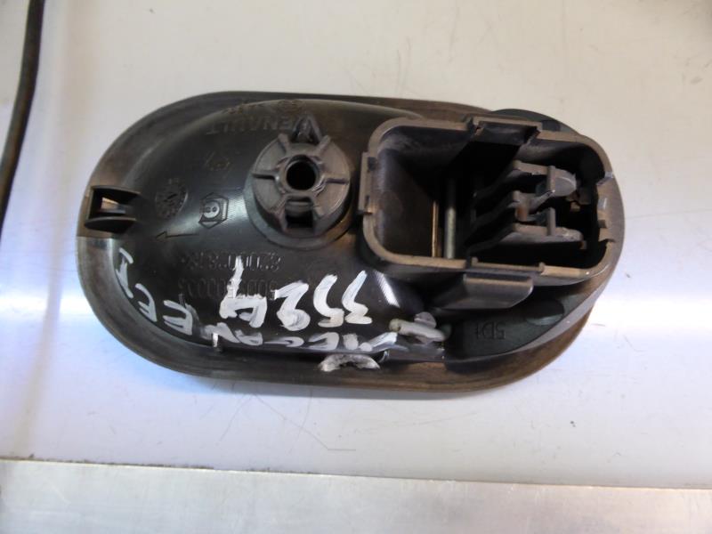 Poignee interieur avant droit RENAULT MEGANE 2 PHASE 1 Diesel - 1