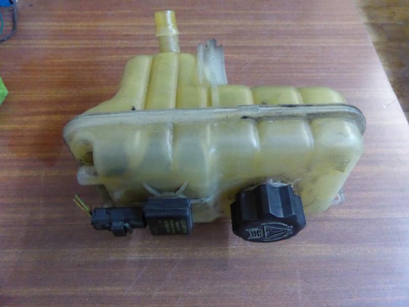 Vase d'expansion CITROEN C5 1 PHASE 2 BREAK Diesel - 1