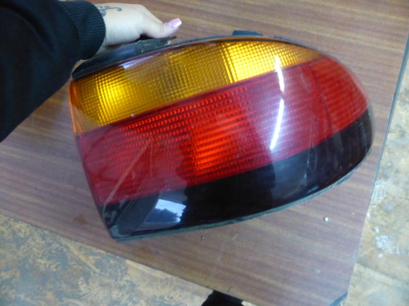 Feu arriere principal droit (feux) CHRYSLER VISION Essence - 1